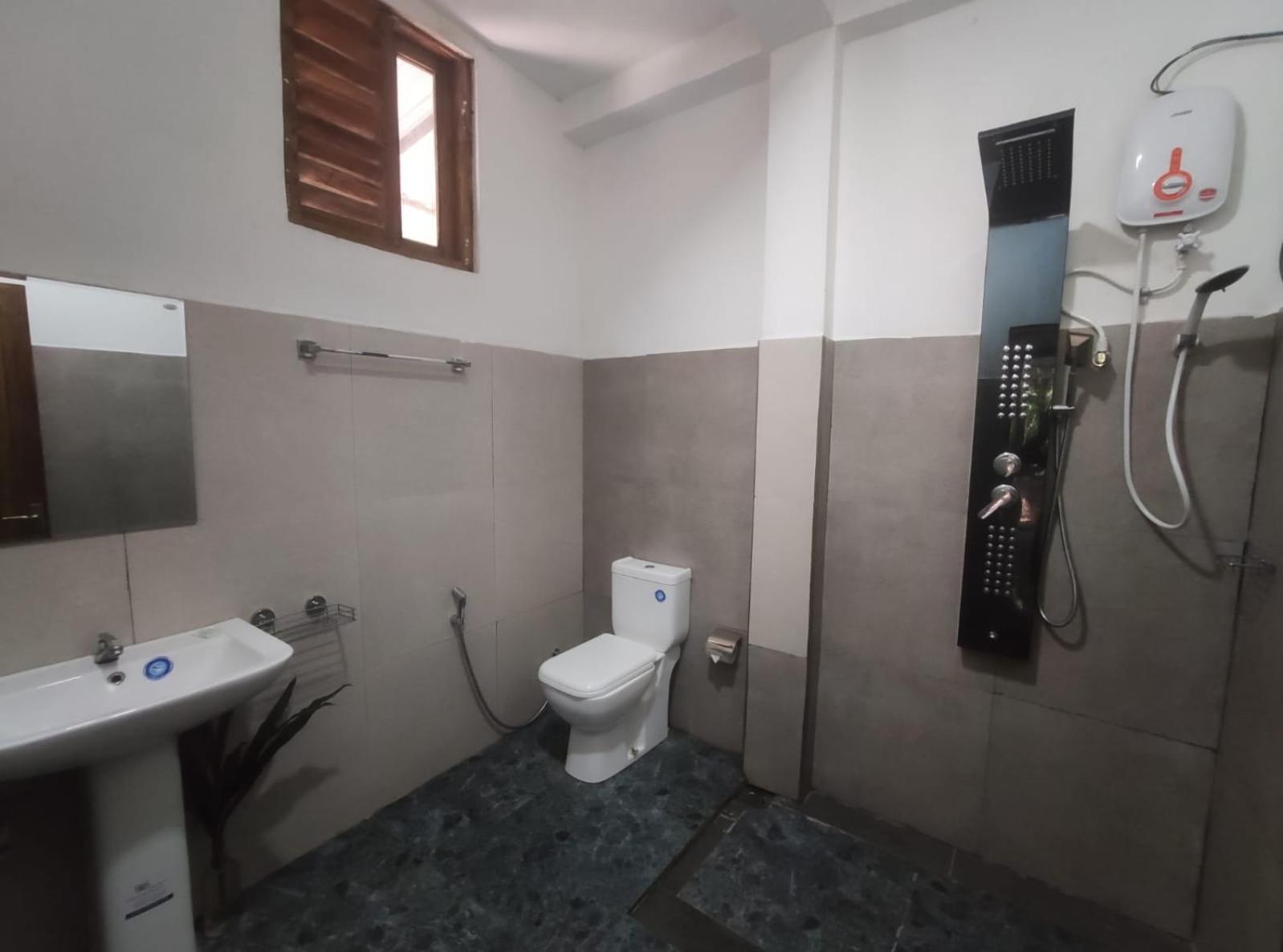 Hotel Kai Kazee Ella Esterno foto