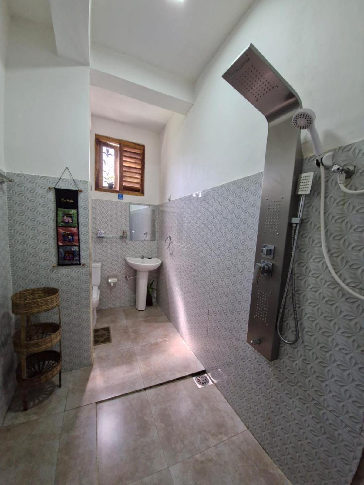 Hotel Kai Kazee Ella Esterno foto